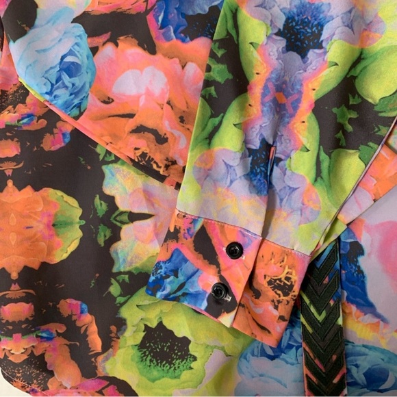 Finders Keepers Electric Rose Button Down Shirt - Picture 3 of 4